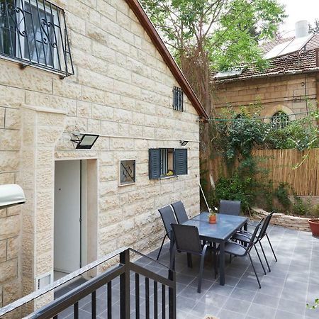 A Private Luxurious Villa In The German Colony! エルサレム エクステリア 写真